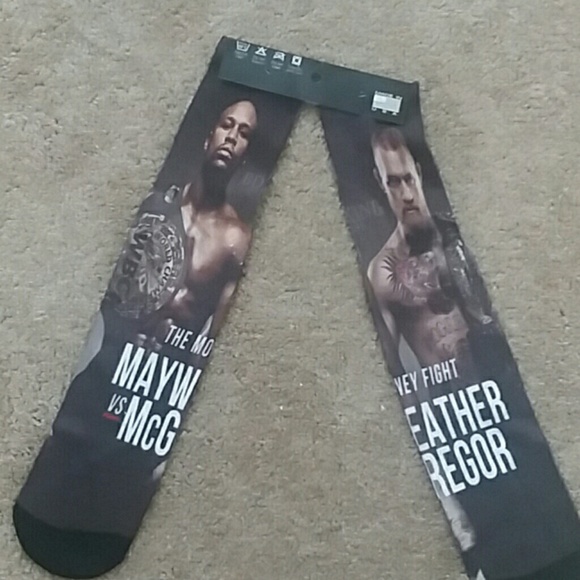 Mayweather Vs. McGregor Fight Socks - Picture 4 of 4